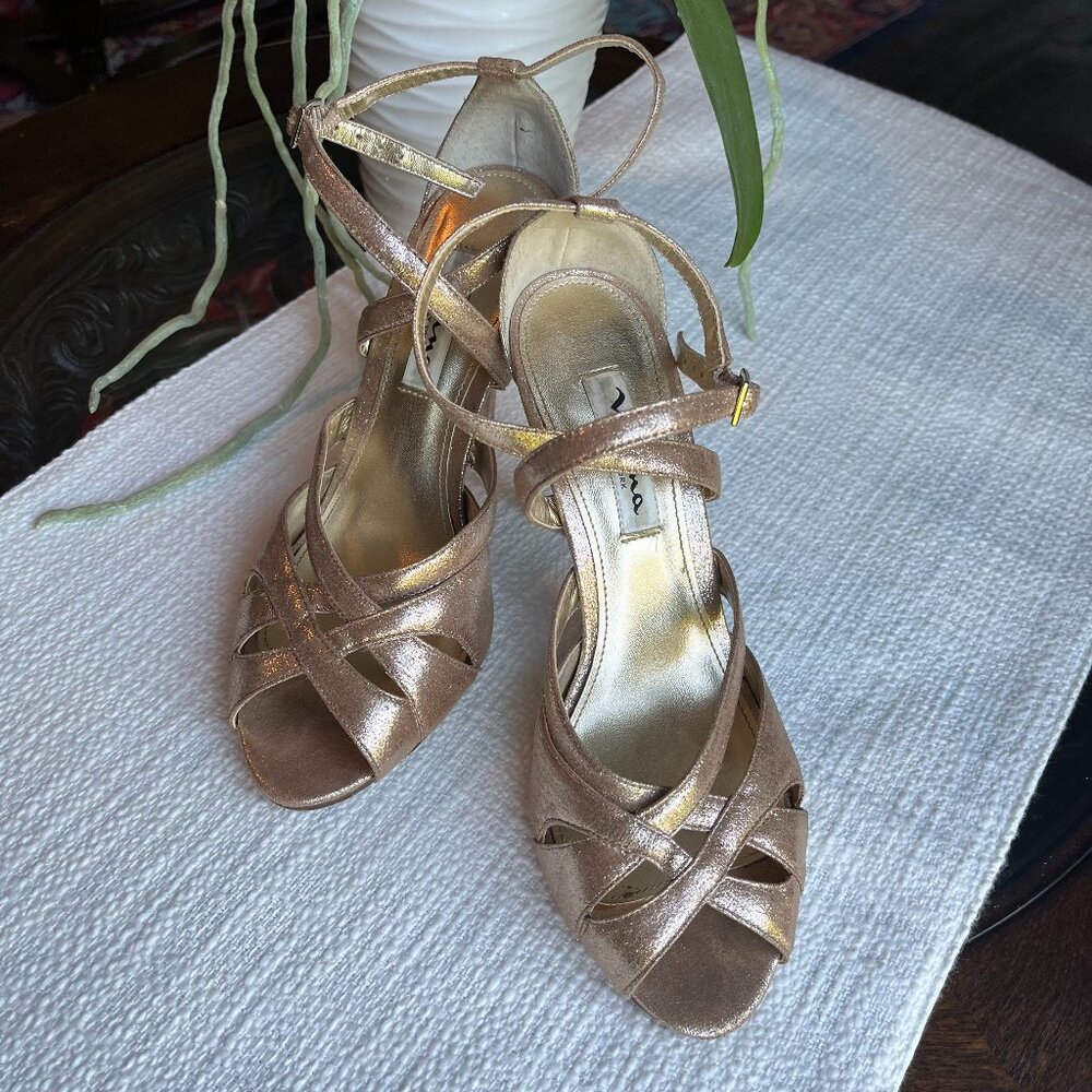 Nina New York Heels, Size 6.5, Color: Gold